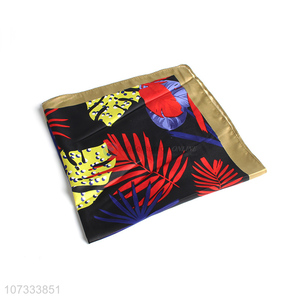 China manufacturer creative colorful leaf printed ladies square scarf