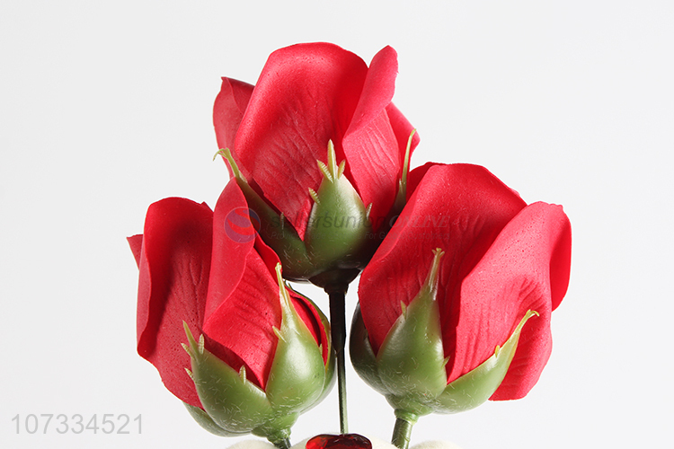 Latest design decorative bear artificial flowers fragrant soap roses