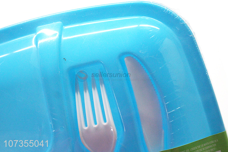 Low price bpa free 3 sections plastic lunch box with cutlery