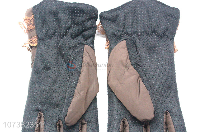 Factory Direct Wholesale Outdoor Warm Gloves Women Winter Gloves