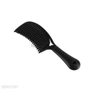 Latest arrival black home plastic hair comb with wavy teeth