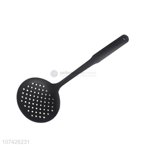 Best sale plastic leakage ladle for kitchen