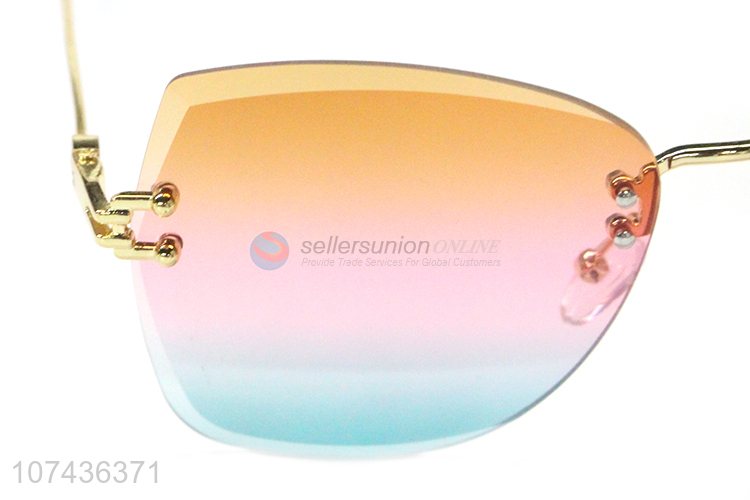 Hot sale trendy gradient rimless lens ladies sunglasses uv 400 sunglasses