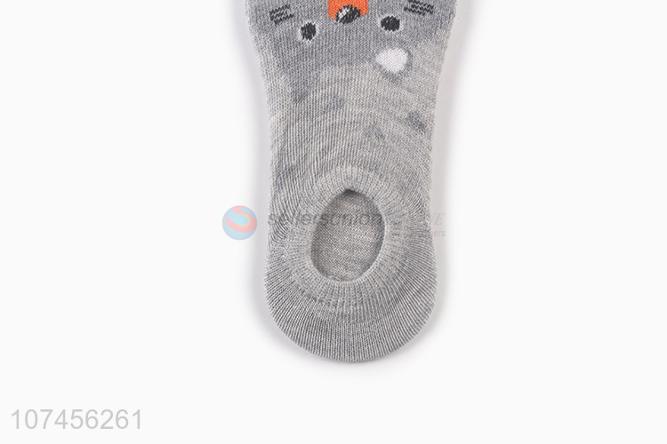 Wholesale popular custom logo comfortable ladies ship socks