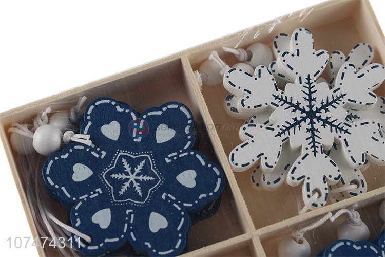 Most popular Christmas tree decoration colored wooden snowflake pendants