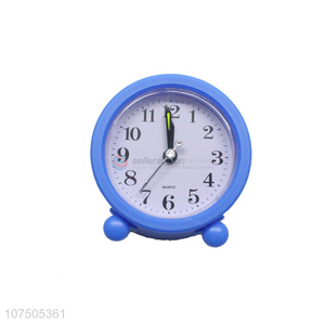 Bottom Price Battery Powered Simple Round Plastic Alarm Clock