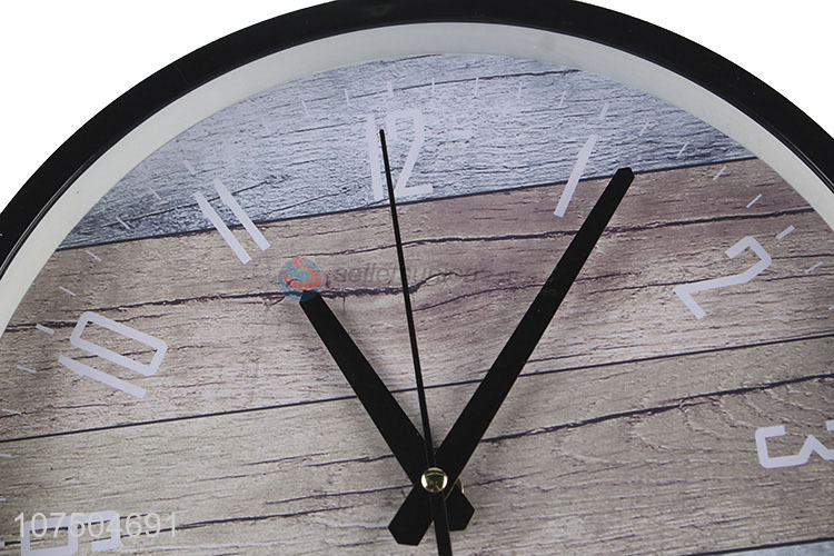 New Product Creative Fashion Plastic Wall Clock Simple Design Round Wall Clock