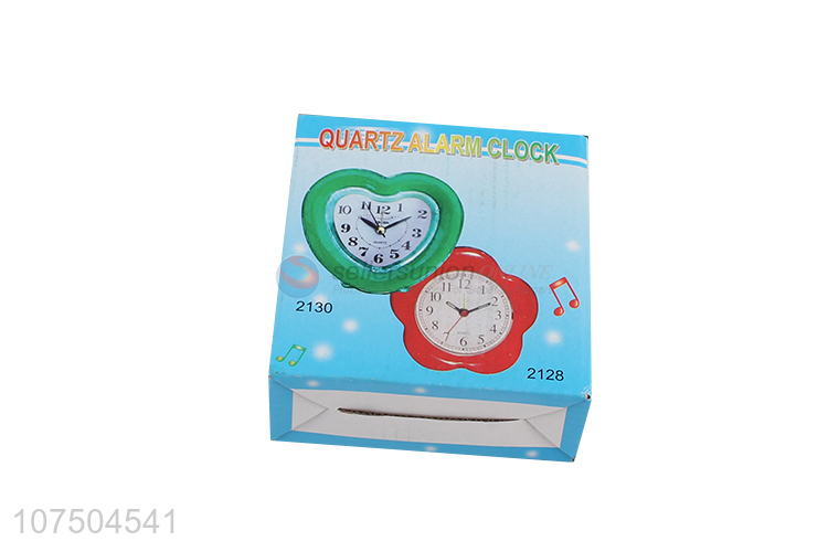 Competitive Price Plastic Apple Shape Table Quartz Alarm Clock For Promotion