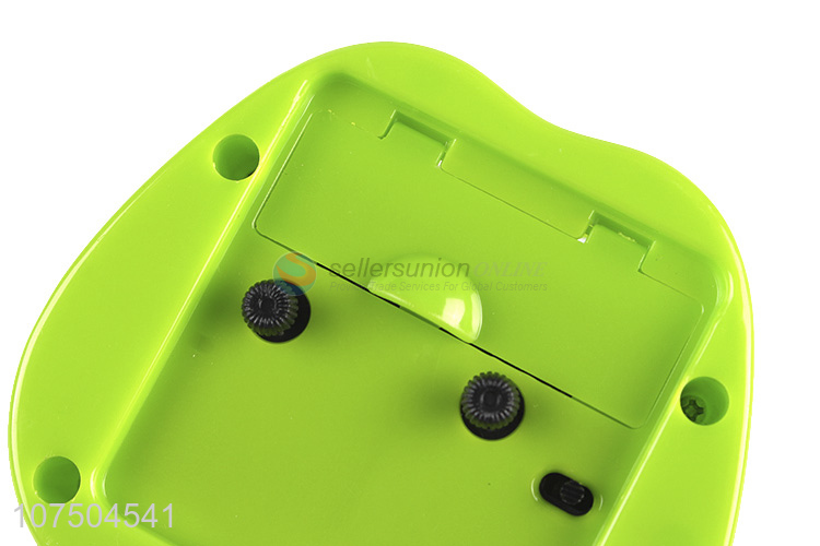 Competitive Price Plastic Apple Shape Table Quartz Alarm Clock For Promotion