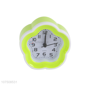 Promotional flower shape plastic quartz alarm clock for children