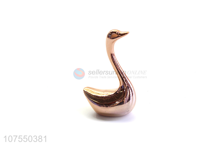 Unique Design Luxury Ceramic Swan Decoration Ornaments For Hotel Home