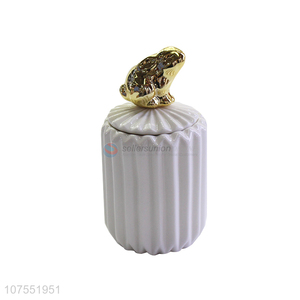 Wholesale White Ceramic Storage Jar With Gold Frog Decoration Ceramic Lid