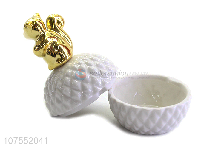 New Product Ceramic Storage Jar With Gold Squirrel Ceramic Lid