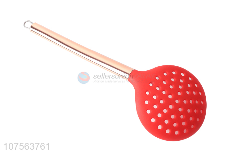 China factory silicone cooking skimmer with gold stainless steel handle