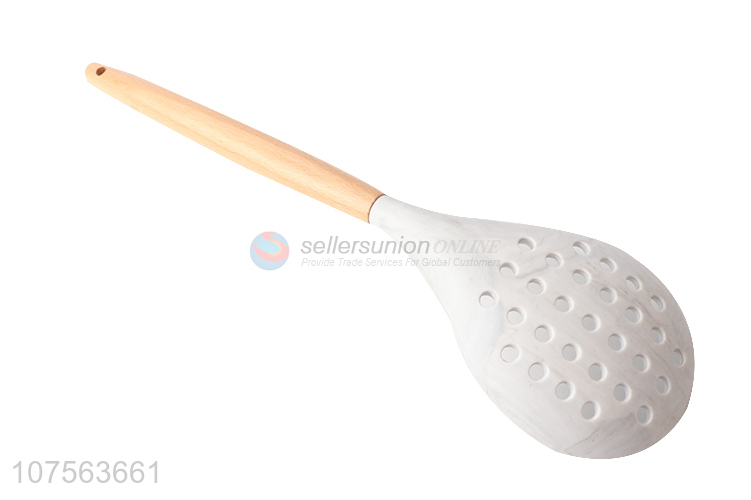 Custom logo wooden handle marbling silicone cooking skimmer for kitchen