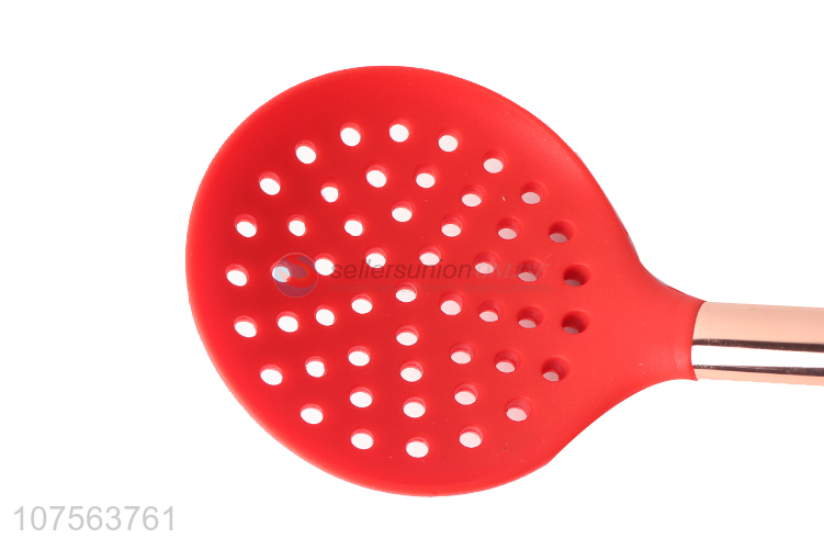 China factory silicone cooking skimmer with gold stainless steel handle