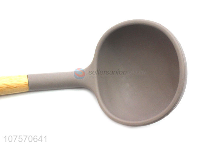 Factory Sell Cooking Tools Silicone Soup Ladle With Bamboo Handle