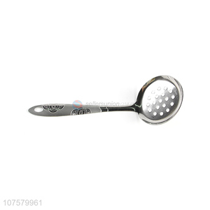 Colander <em>leakage</em> spoon