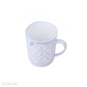 Newest Plastic Cup Fashion Water Cup With Handle