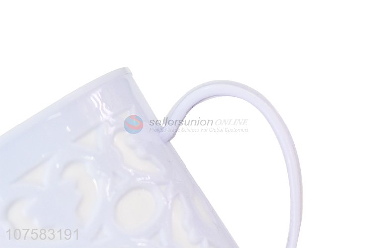 Newest Plastic Cup Fashion Water Cup With Handle