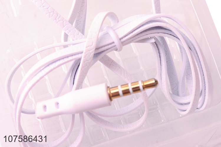 Factory price super bass in-ear wired earphones with microphone