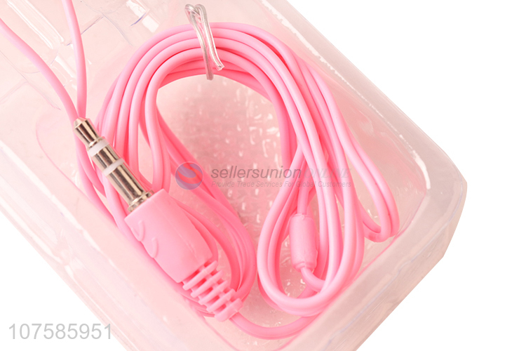 Wholesale fashion heart wired in-ear earphones for smart phones and computer
