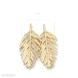 Good quality fashion leaf earrings personalized alloy earrings