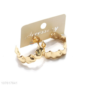Best Price Ladies Gold Metal Ear Ring Elegant Stud Earring
