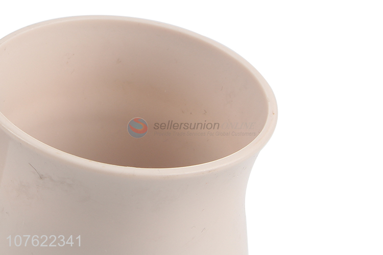 Latest arrival personalized plastic tooth mug fashion tooth tumbler