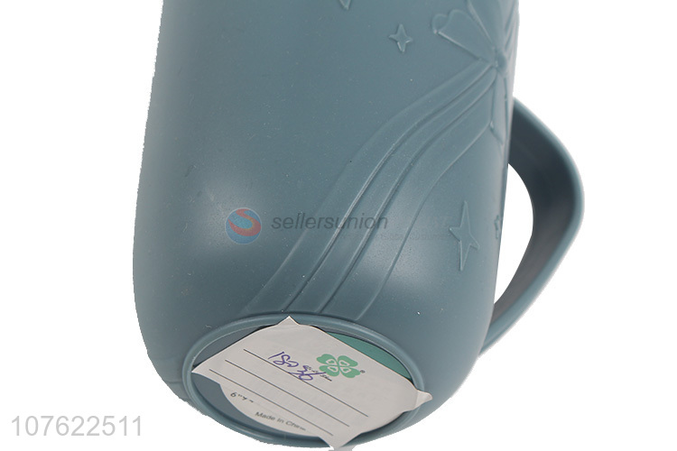 tooth mug