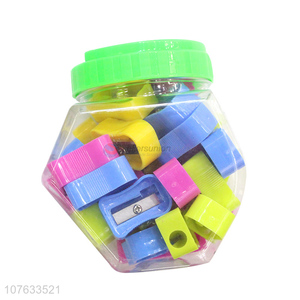 Wholesale Classic Plastic Pencil Sharpener For Students