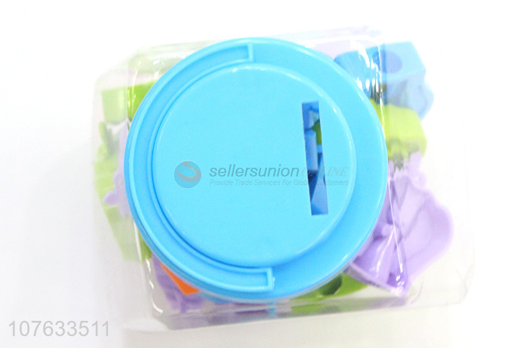 Good Sale Crown Shape Plastic Pencil Sharpener