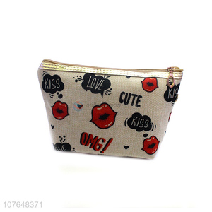 Sexy Red Lip Pattern Polyester Cosmetic Bag With Zipper
