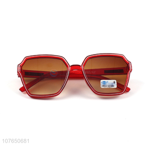 Wholesale Custom Logo Sun Glasses Unisex Sunglasses Cheap Eyeglasses