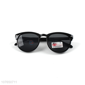 Wholesale Vintage Sun Glasses Fashion Sunglasses For Men And Women