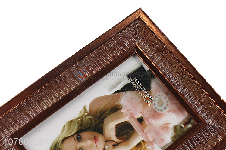 Imitation old plastic photo frame with carved knife pattern lifelike home picture frame