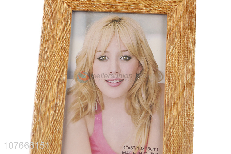 Low price simulation wooden three-dimensional home decoration plastic photo frame