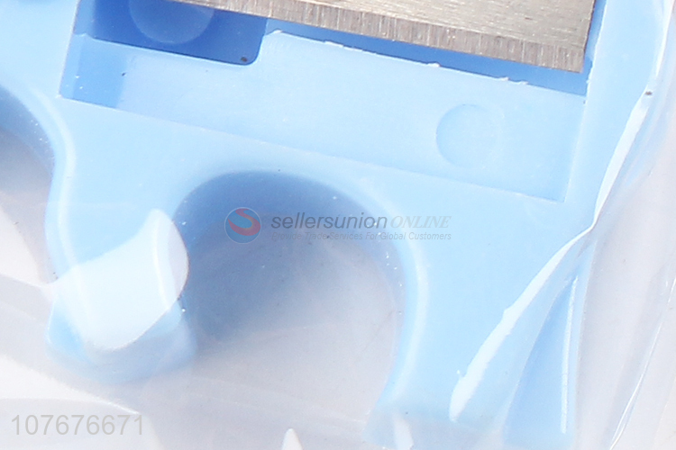 High quality student stationery elephant shape plastic pencil sharpener