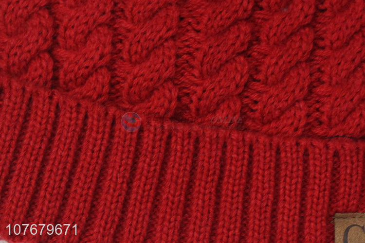 Hot Selling Red Acrylic Winter Beanie Hat Knitted Hat