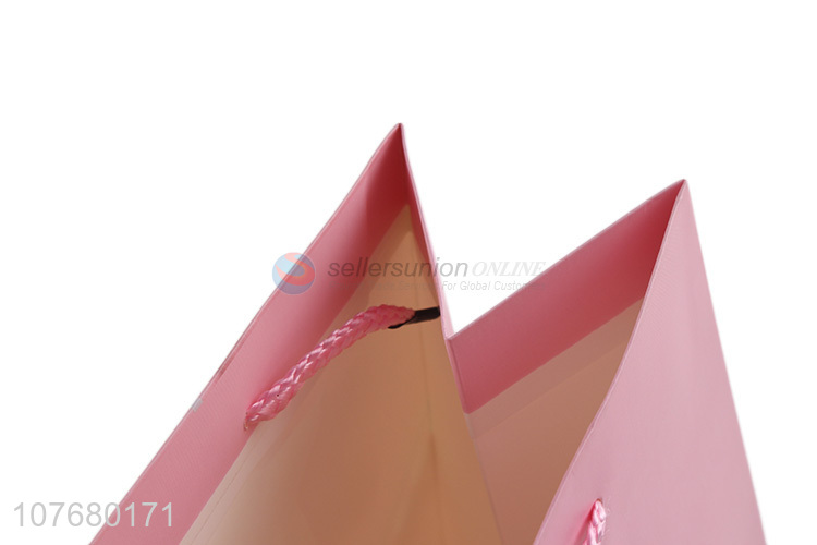 Simple and exquisite pink birthday party decoration gift bag