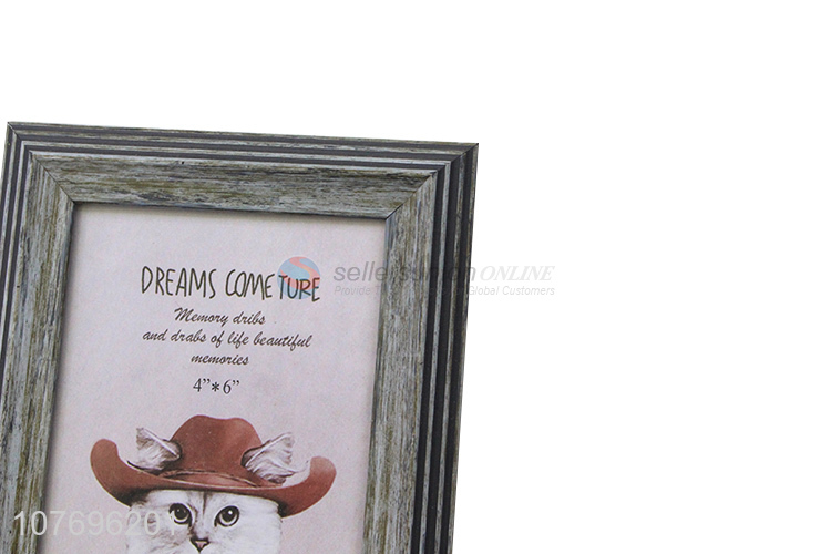 Wholesale dilapidated wood-like photo frame tabletop ornaments