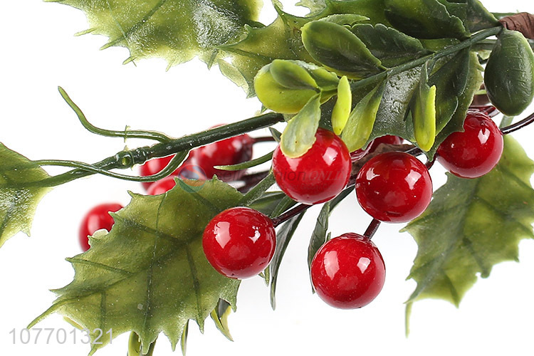 Good quality Christmas decoration Christmas vine with pinecone red fruit