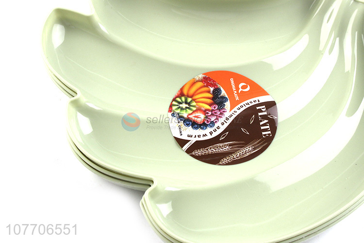 Uniquely designed banana plate to entertain guests with fruit plate