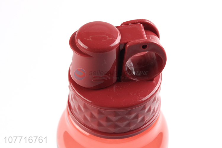 Fashion Design Plastic Water Bottle Portable Sports Bottle
