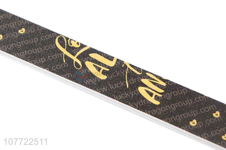 Factory price portable nail file with heart pattern