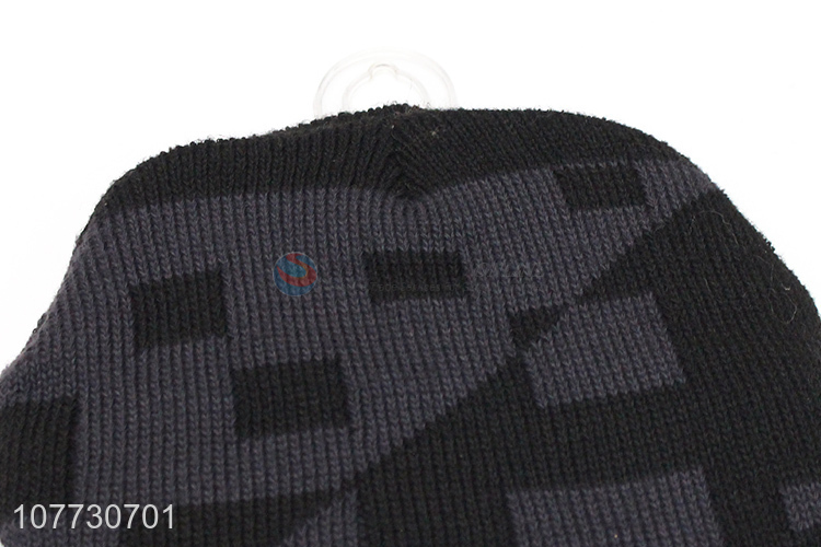 Latest design men winter knitted hat fleece lining sport beanie hat