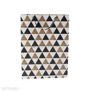 Fashion simple geometric gift bag black and white triangle clothing handbag