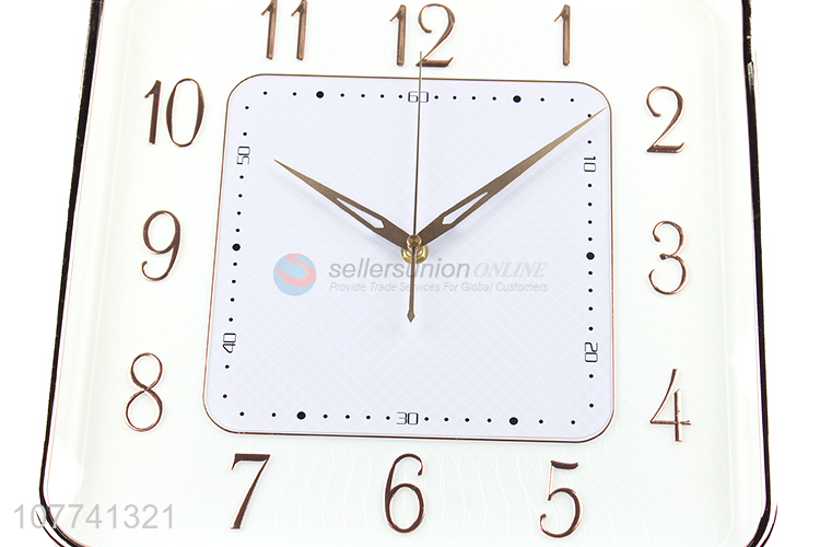 Hot Product Fashionable Wall Clock Hanging Clock Modern Clock