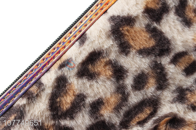 Fashion leopard print long hair portable wash bag cosmetic bag