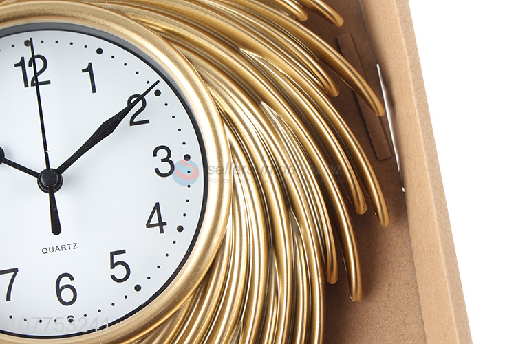 High quality spiral design craftsmanship quartz clock